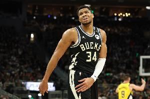 帕金斯：字母哥清楚球队内部发生的每一件事 每个决定都得他同意