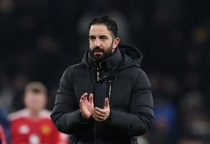 阿莫林：球队还有很多需要改进的地方，比如速度和一些细节