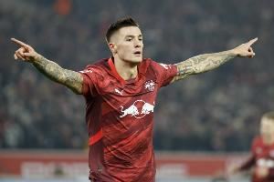 记者：塞斯科单独训练，是因为有来自英格兰俱乐部的兴趣