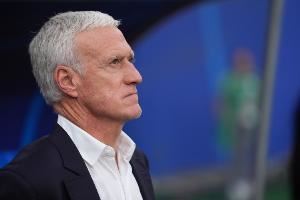 队报：吉达联合有意在明年世界杯后邀请法国队主帅德尚执教